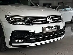 Used 2019 Volkswagen Tiguan R-Line Tech White - Interior and Exterior details 11