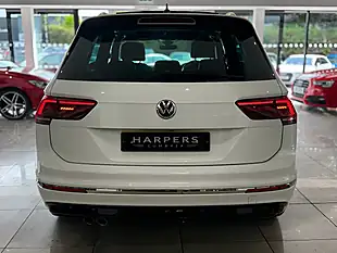 Used 2019 Volkswagen Tiguan R-Line Tech White - Interior and Exterior details 7