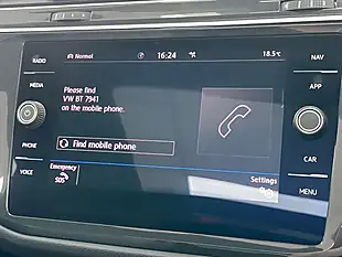 Used 2019 Volkswagen Tiguan R-Line Tech White - Interior and Exterior details 19