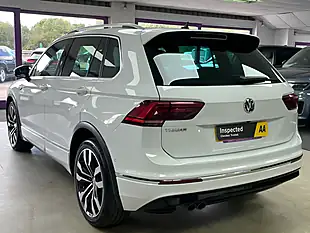 Used 2019 Volkswagen Tiguan R-Line Tech White - Interior and Exterior details 8