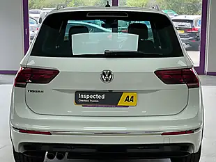 Used 2019 Volkswagen Tiguan R-Line Tech White - Interior and Exterior details 9