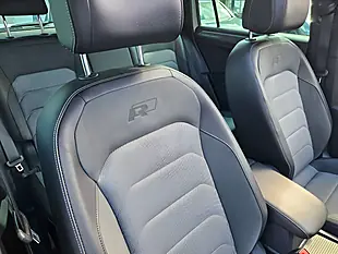 Used 2019 Volkswagen Tiguan R-Line Tech White - Interior and Exterior details 12