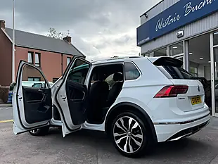 Used 2019 Volkswagen Tiguan R-Line Tech White - Interior and Exterior details 5