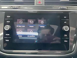 Used 2019 Volkswagen Tiguan R-Line Tech White - Interior and Exterior details 16