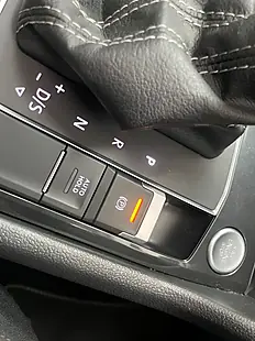 Used 2019 Volkswagen Tiguan R-Line Tech White - Interior and Exterior details 18