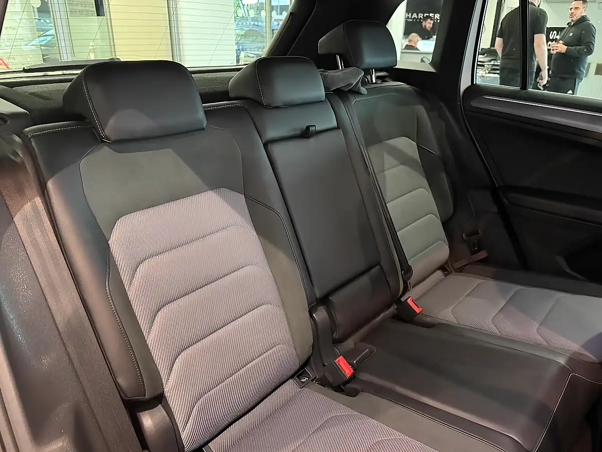 Used 2019 Volkswagen Tiguan R-Line White - Interior and Exterior details 12