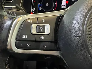Used 2019 Volkswagen Tiguan R-Line White - Interior and Exterior details 17