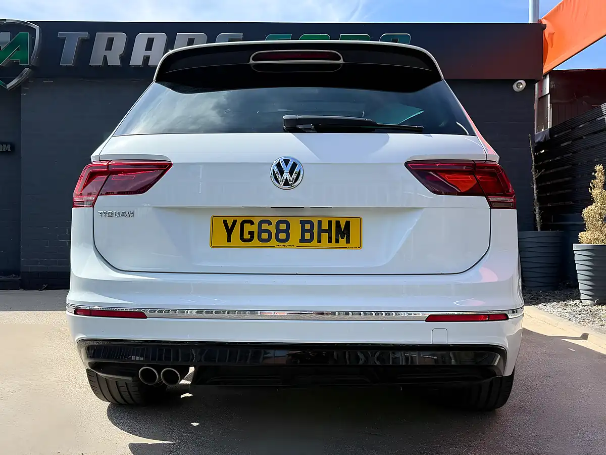 Used 2019 Volkswagen Tiguan R-Line White - Interior and Exterior details 6
