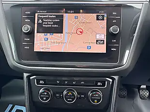 Used 2019 Volkswagen Tiguan Se Nav Silver - Interior and Exterior details 20