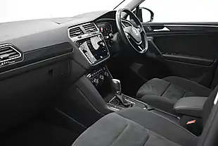 Used 2019 Volkswagen Tiguan Sel Black - Interior and Exterior details 14