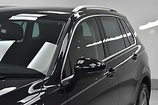Used 2019 Volkswagen Tiguan Sel Black - Interior and Exterior details 6