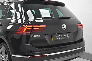 Used 2019 Volkswagen Tiguan Sel Black - Interior and Exterior details 9