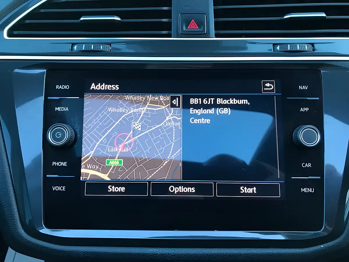 Used 2019 Volkswagen Tiguan Sel Urano Grey - Interior and Exterior details 20
