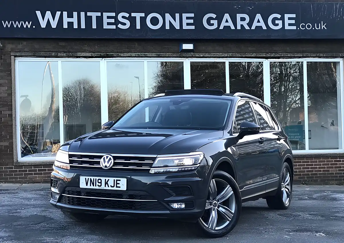 Used 2019 Volkswagen Tiguan Sel Urano Grey - Interior and Exterior details 5