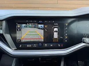 Used 2019 Volkswagen Touareg R-Line Tech Black - Interior and Exterior details 15