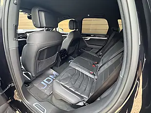 Used 2019 Volkswagen Touareg R-Line Tech Black - Interior and Exterior details 20