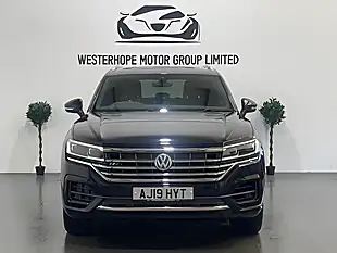 Used 2019 Volkswagen Touareg R-Line Tech Blue - Interior and Exterior details 11