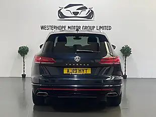 Used 2019 Volkswagen Touareg R-Line Tech Blue - Interior and Exterior details 19