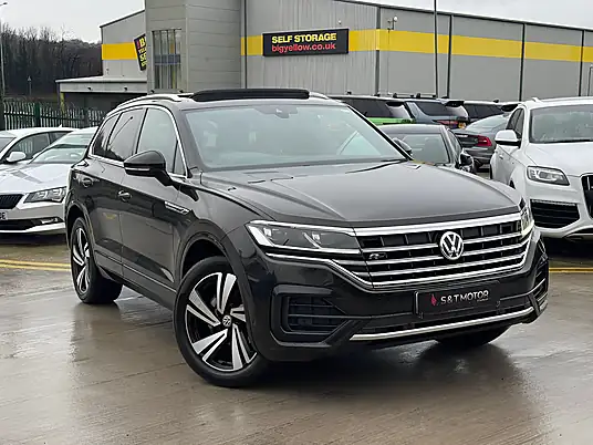 2019 Volkswagen Touareg R-Line Tech 3.0 TDI