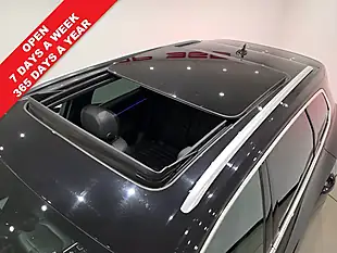Used 2019 Volkswagen Touareg R-Line Tech Deep Black - Interior and Exterior details 2