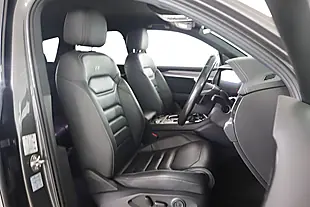 Used 2019 Volkswagen Touareg R-Line Tech Grey - Interior and Exterior details 10