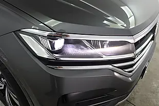 Used 2019 Volkswagen Touareg R-Line Tech Grey - Interior and Exterior details 19