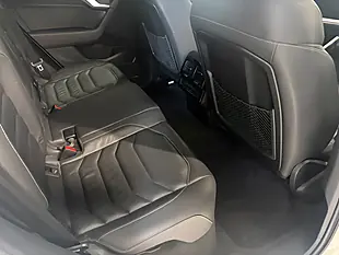 Used 2019 Volkswagen Touareg R-Line Tech White - Interior and Exterior details 13