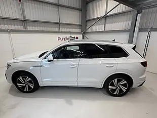 Used 2019 Volkswagen Touareg R-Line Tech White - Interior and Exterior details 6