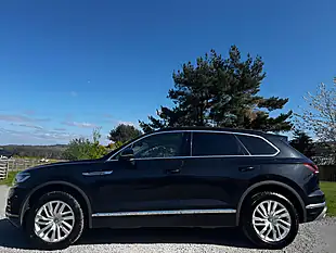 Used 2019 Volkswagen Touareg Sel Black - Interior and Exterior details 2