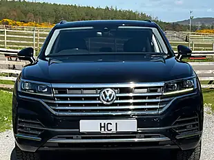 Used 2019 Volkswagen Touareg Sel Black - Interior and Exterior details 4