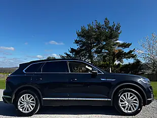 Used 2019 Volkswagen Touareg Sel Black - Interior and Exterior details 5