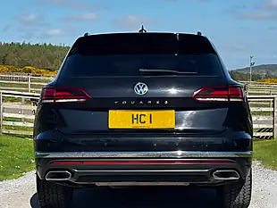 Used 2019 Volkswagen Touareg Sel Black - Interior and Exterior details 6