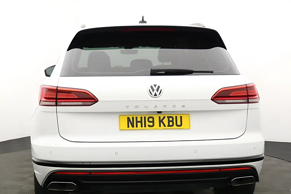 Used 2019 Volkswagen Touareg Sel White - Interior and Exterior details 4