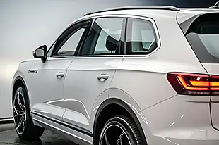 Used 2019 Volkswagen Touareg Sel White - Interior and Exterior details 13