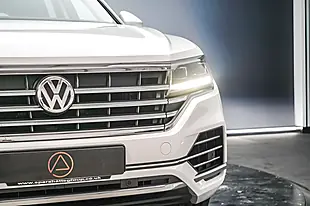 Used 2019 Volkswagen Touareg Sel White - Interior and Exterior details 4
