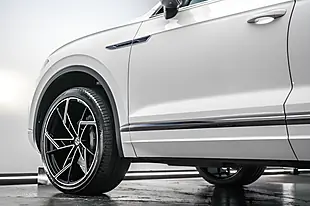 Used 2019 Volkswagen Touareg Sel White - Interior and Exterior details 6