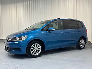 Used 2019 Volkswagen Touran Se Caribbean Blue - Interior and Exterior details 3