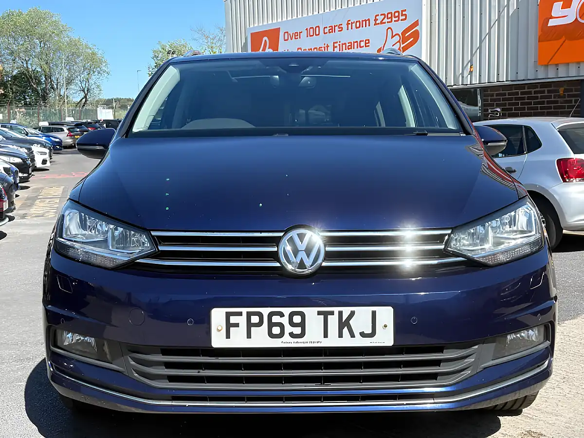 Used 2019 Volkswagen Touran Sel Blue - Interior and Exterior details 14