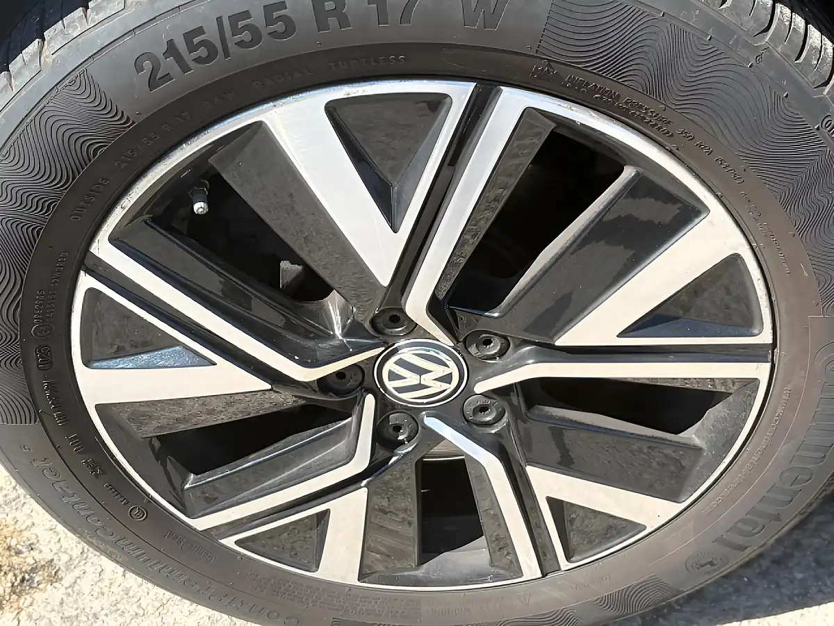 Used 2019 Volkswagen Touran Sel Blue - Interior and Exterior details 15