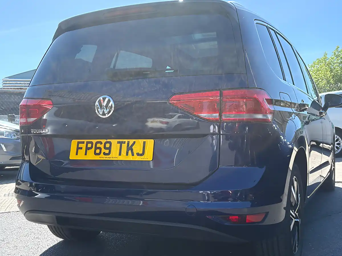 Used 2019 Volkswagen Touran Sel Blue - Interior and Exterior details 6