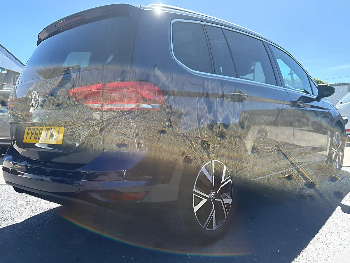 Used 2019 Volkswagen Touran Sel Blue - Interior and Exterior details 7