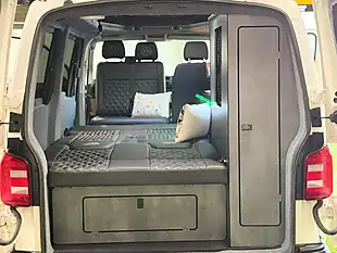 Used 2019 Volkswagen Transporter Campervan White - Interior and Exterior details 13