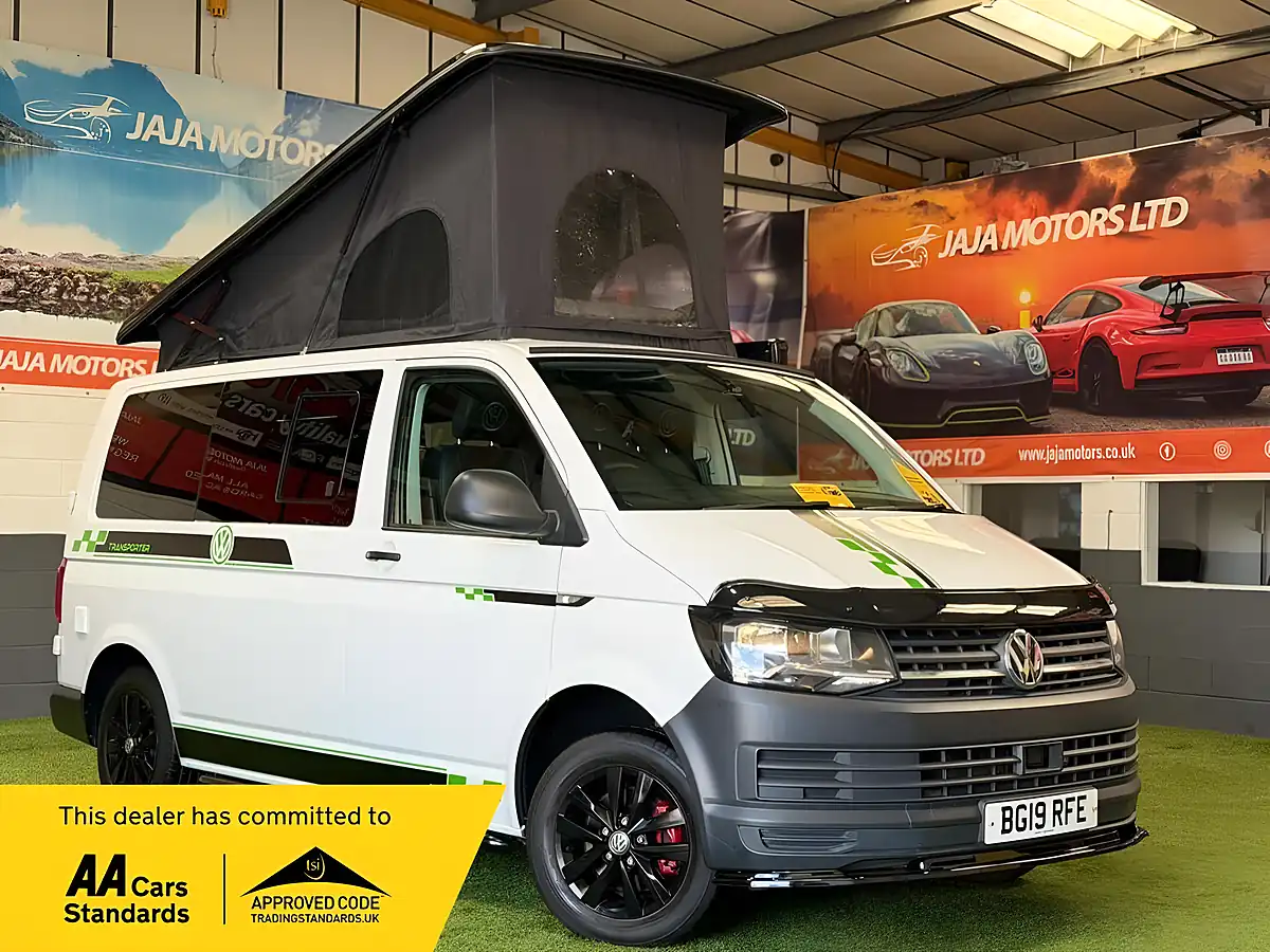 Used 2019 Volkswagen Transporter Campervan White - Interior and Exterior details 8
