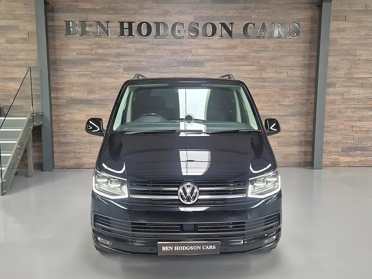 Used 2019 Volkswagen Transporter Highline Black Metallic - Interior and Exterior details 2