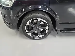 Used 2019 Volkswagen Transporter Highline Black Metallic - Interior and Exterior details 9