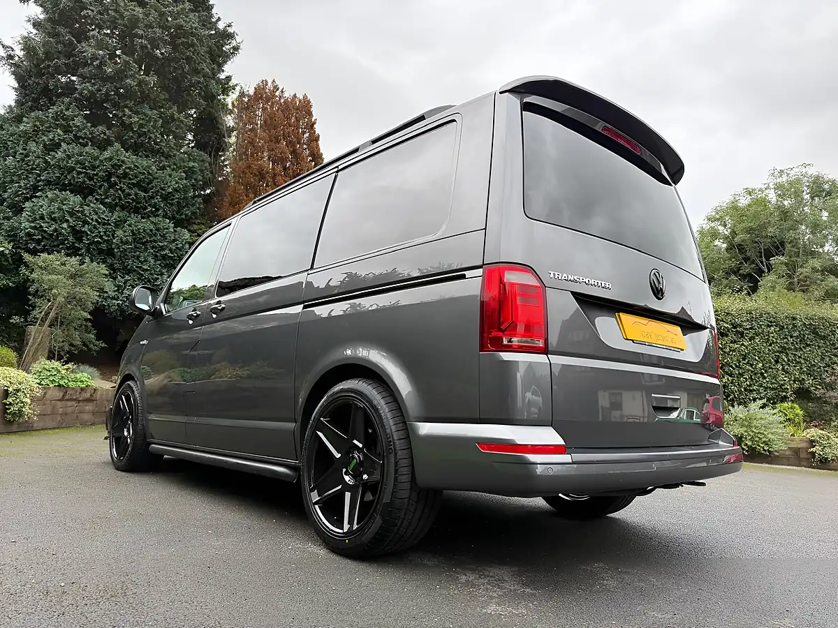 Used 2019 Volkswagen Transporter Highline Grey - Interior and Exterior details 12