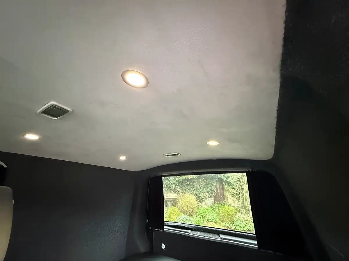 Used 2019 Volkswagen Transporter Highline Grey - Interior and Exterior details 16