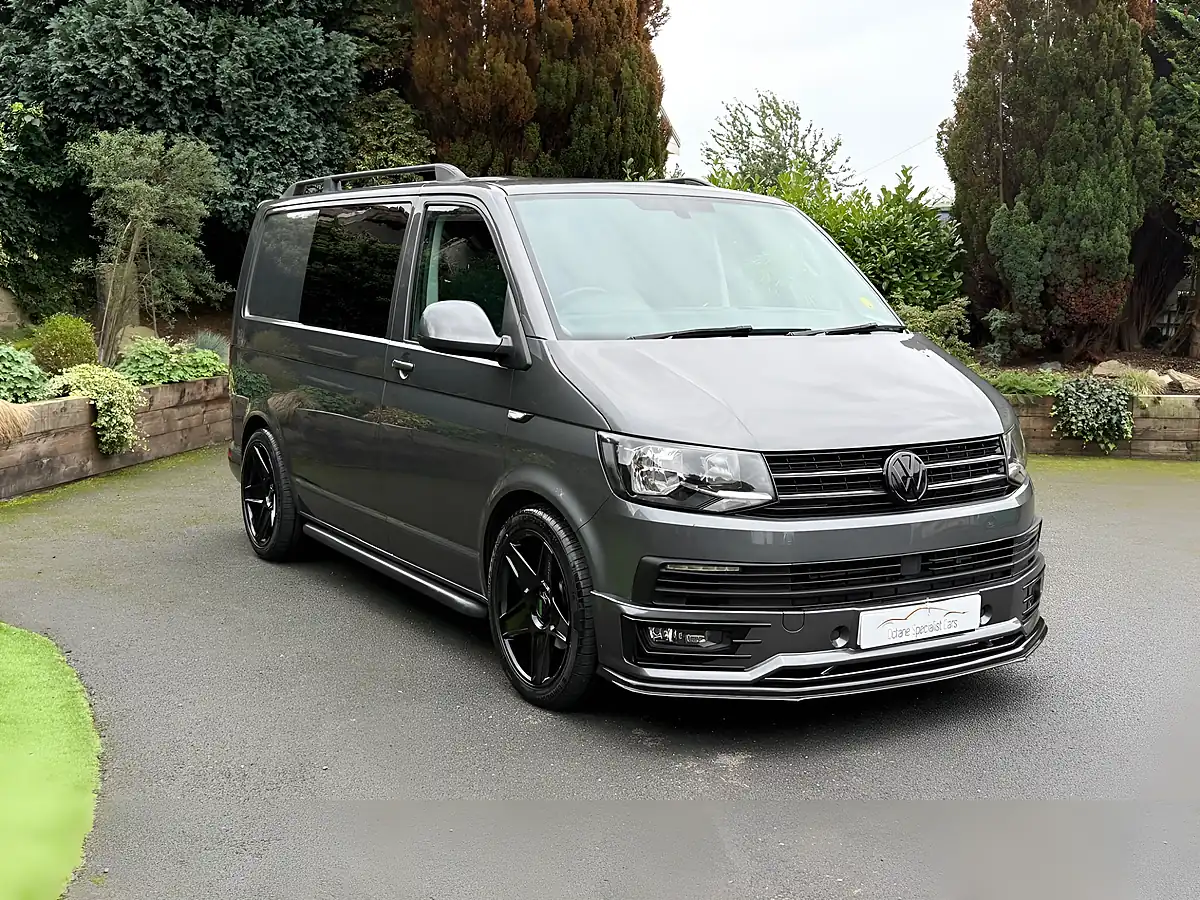 Used 2019 Volkswagen Transporter Highline Grey - Interior and Exterior details 5