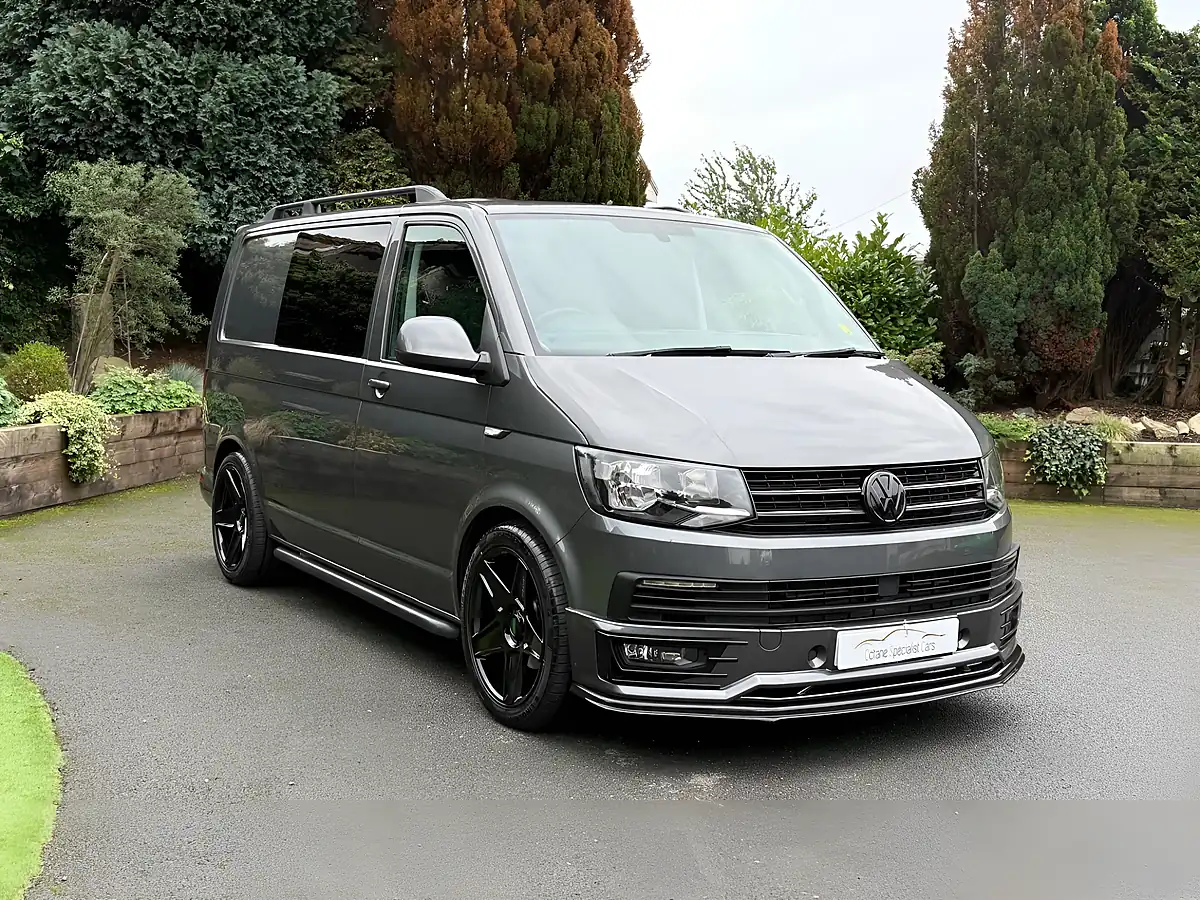 Used 2019 Volkswagen Transporter Highline Grey - Interior and Exterior details 6