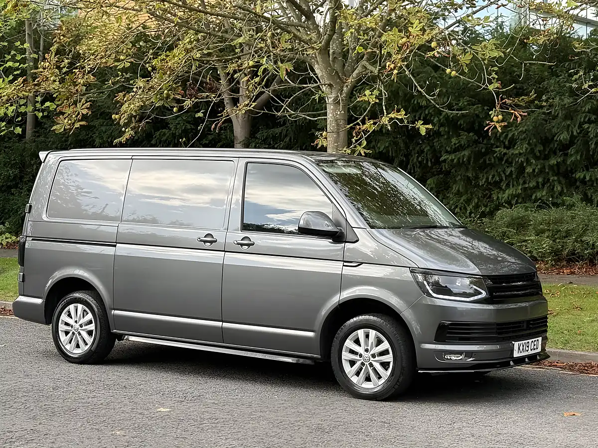 Used 2019 Volkswagen Transporter Highline Grey - Interior and Exterior details 10